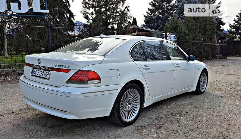 Bmw 745 li (2003)