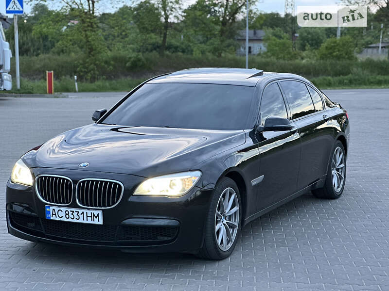 Bmw 740 (2014)
