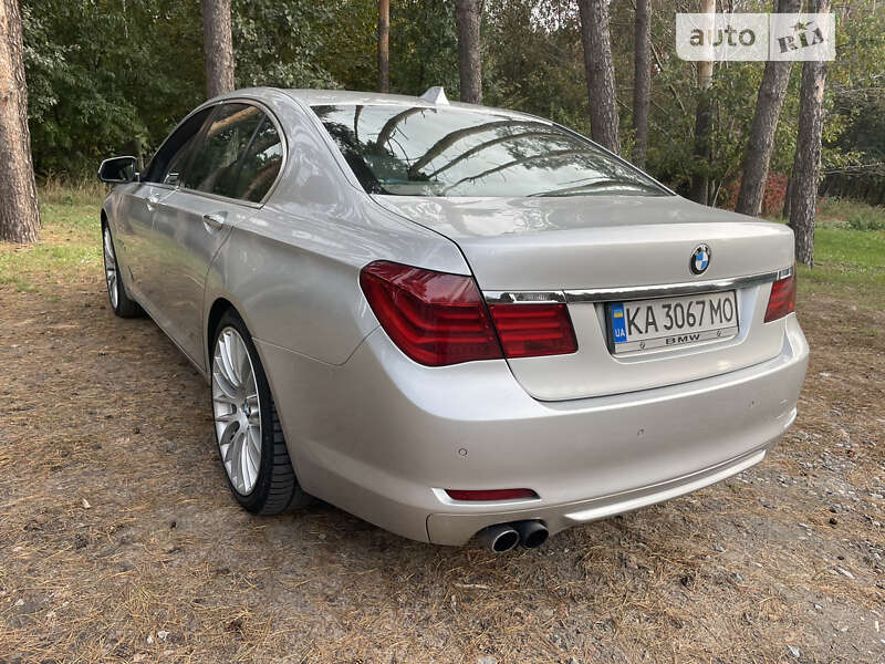 Bmw 730d (2010)