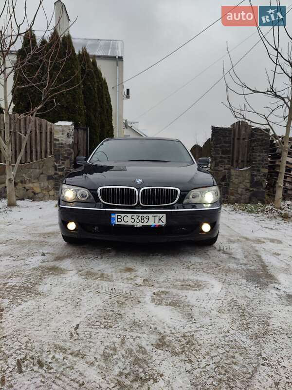 Bmw 730i (2006)