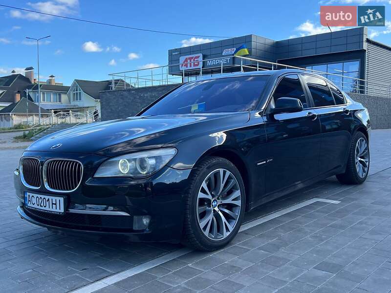 Bmw 740 d (2011)