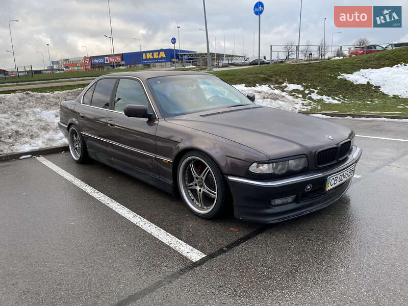 Bmw 7 series (1995)