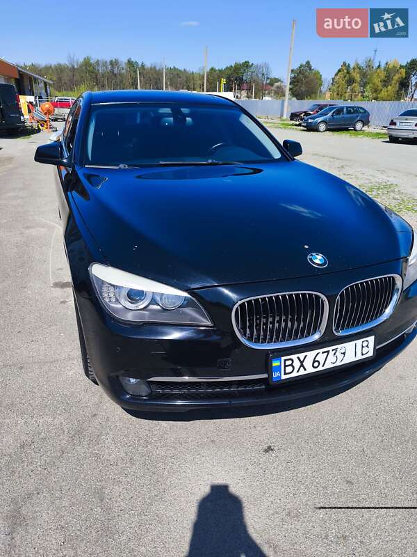 Bmw 7 series (2012)