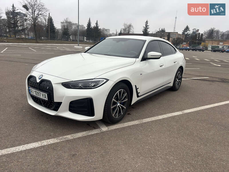 Bmw I4 (2022)