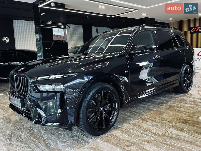 Bmw X7 (2024)