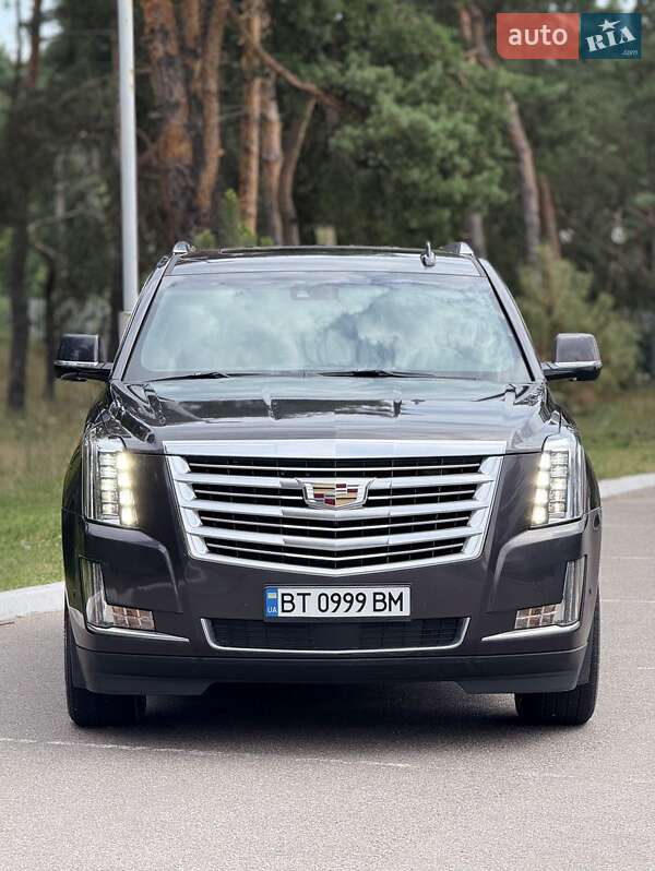 Cadillac Escalade (2018)
