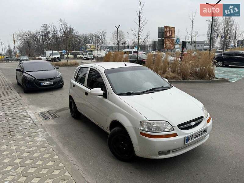 Chevrolet Aveo (2003)