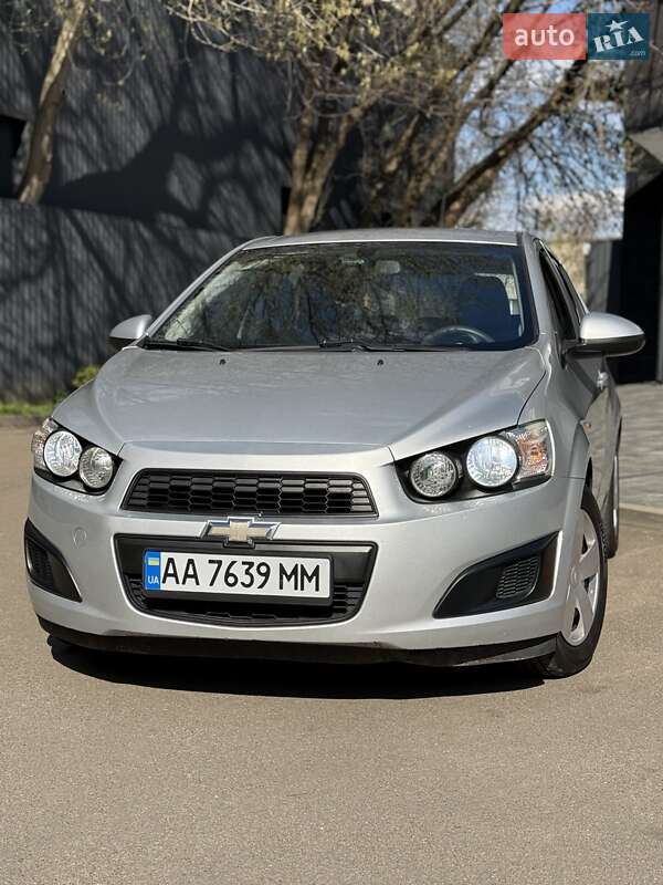 Chevrolet Aveo (2012)