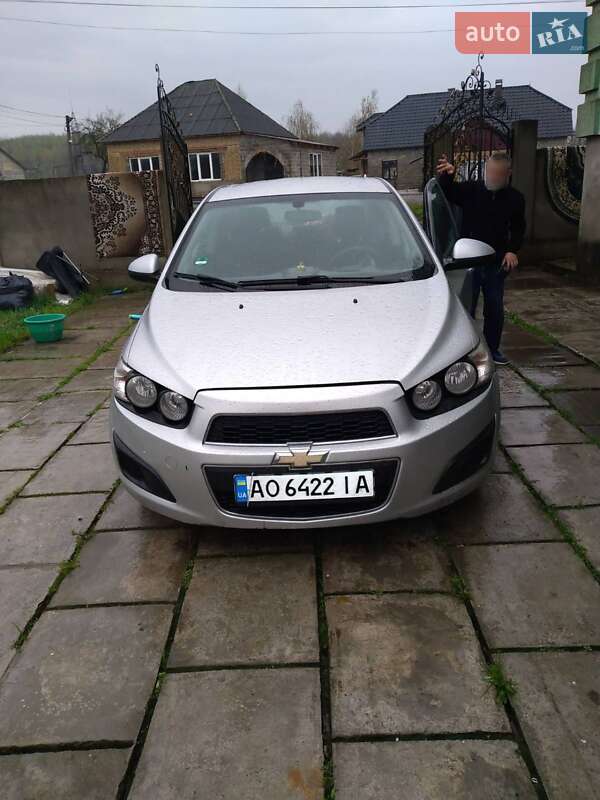 Chevrolet Aveo (2012)