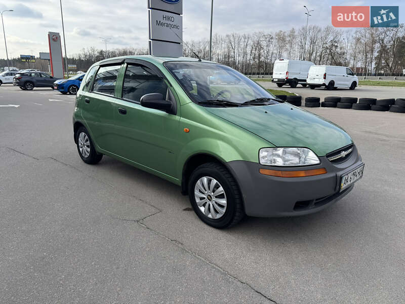 Chevrolet Aveo (2003)