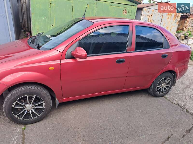 Chevrolet Aveo (2005)