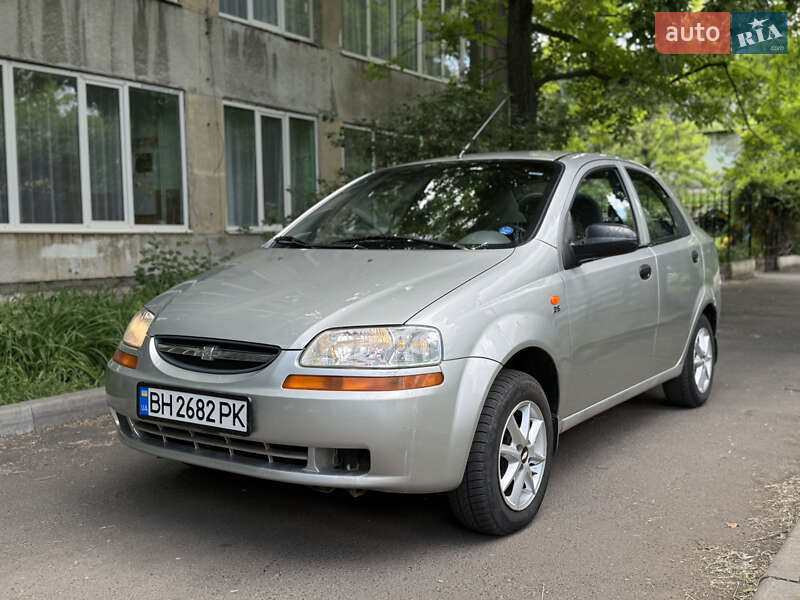 Chevrolet Aveo (2003)