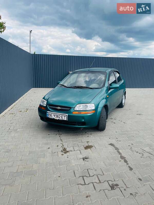Chevrolet Aveo (2004)