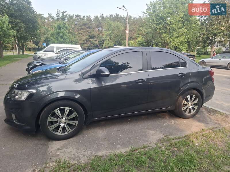 Chevrolet Aveo (2017)