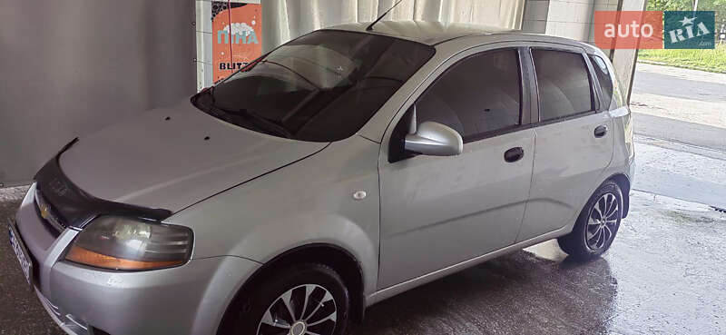 Chevrolet Aveo (2005)