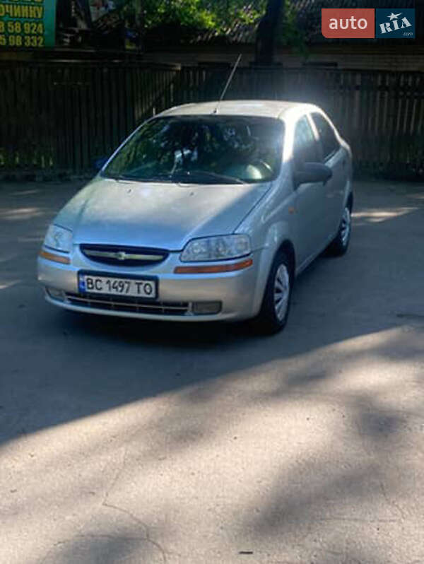 Chevrolet Aveo (2005)