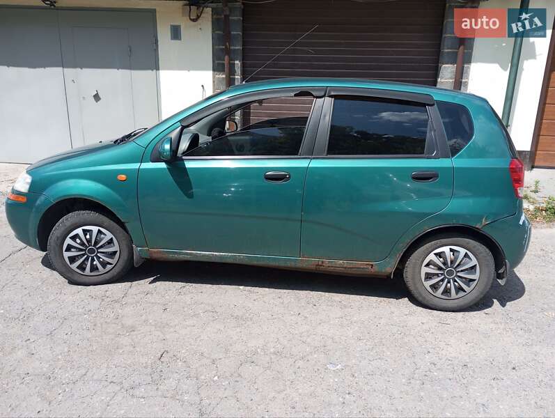 Chevrolet Aveo (2005)