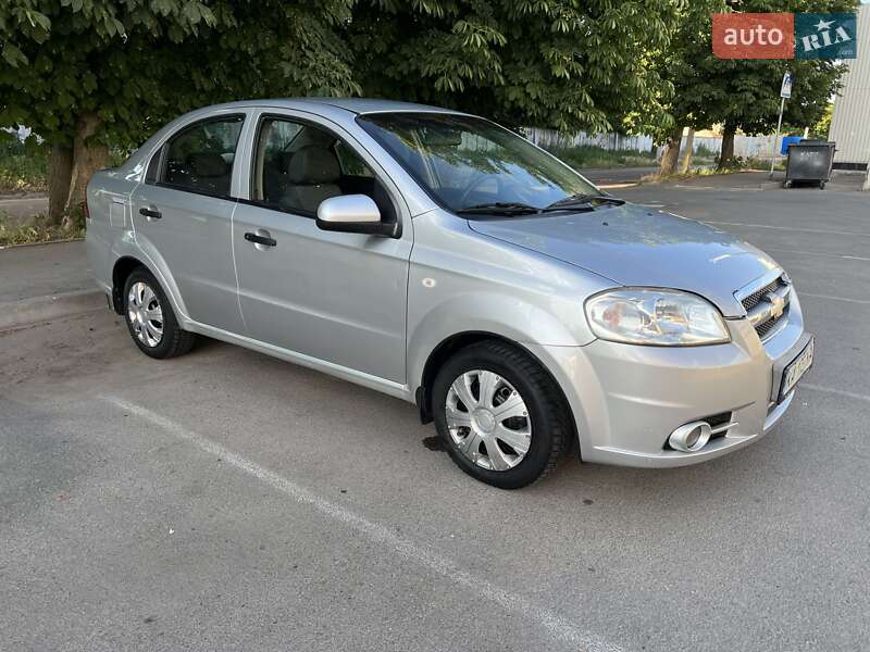 Chevrolet Aveo (2011)