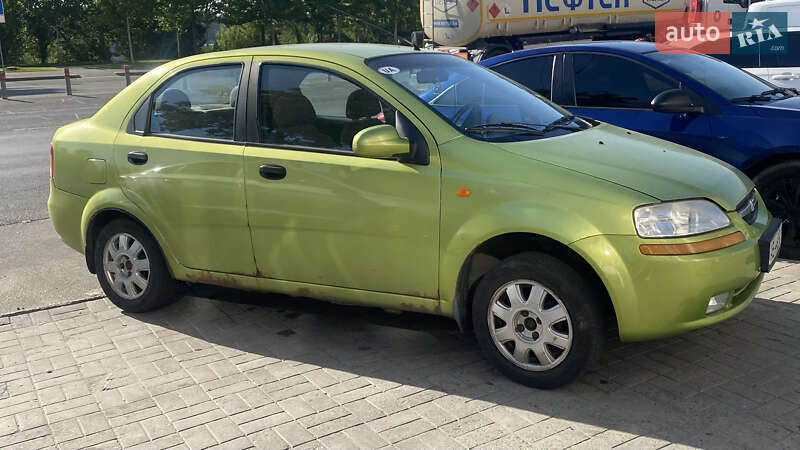 Chevrolet Aveo (2005)
