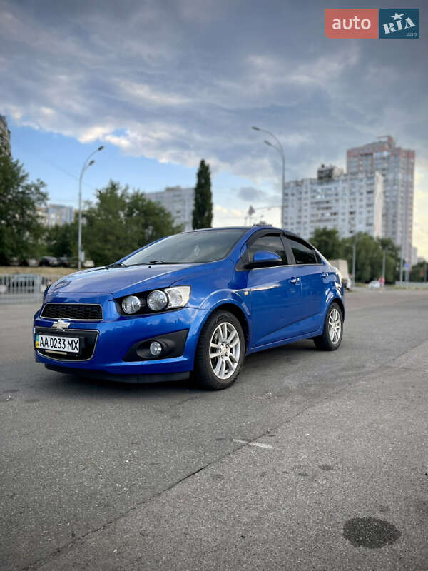 Chevrolet Aveo (2012)