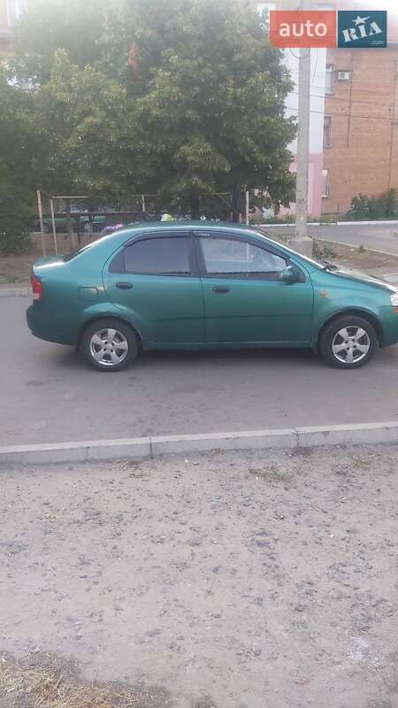 Chevrolet Aveo (2005)