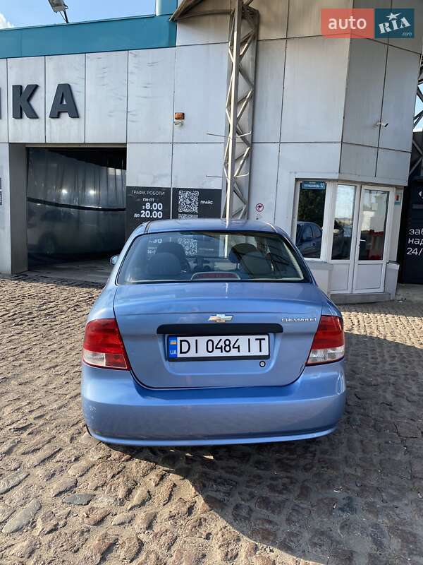 Chevrolet Aveo (2004)