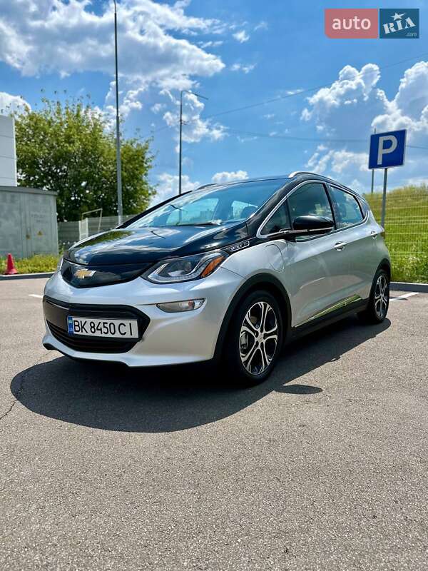 Chevrolet Bolt ev (2017)