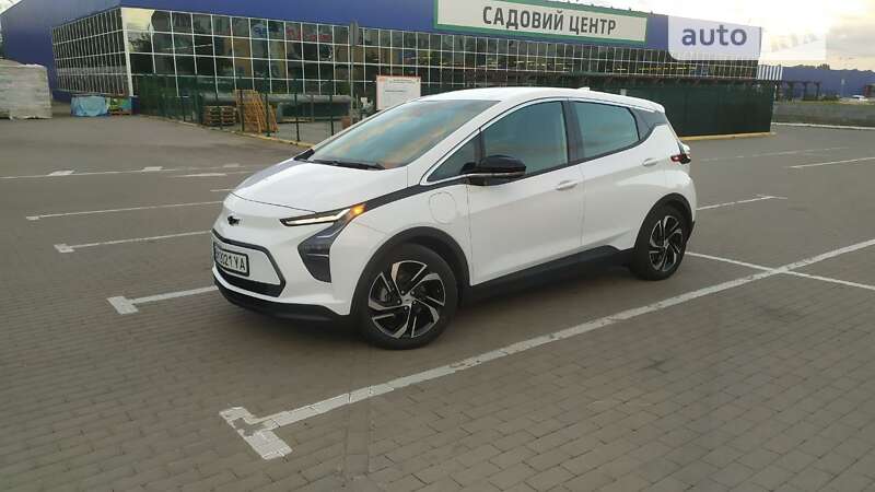 Chevrolet Bolt ev (2023)