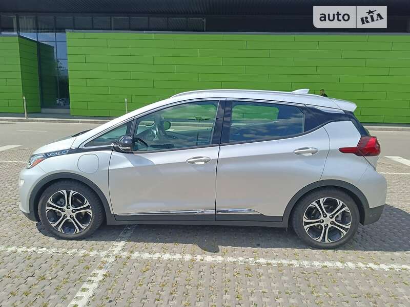 Chevrolet Bolt ev (2017)