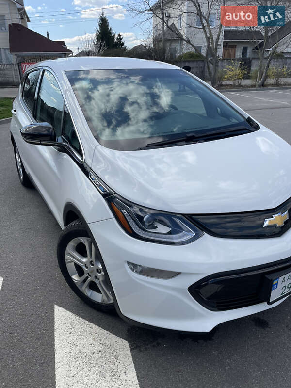 Chevrolet Bolt ev (2017)