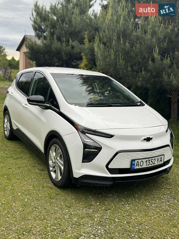 Chevrolet Bolt ev (2023)
