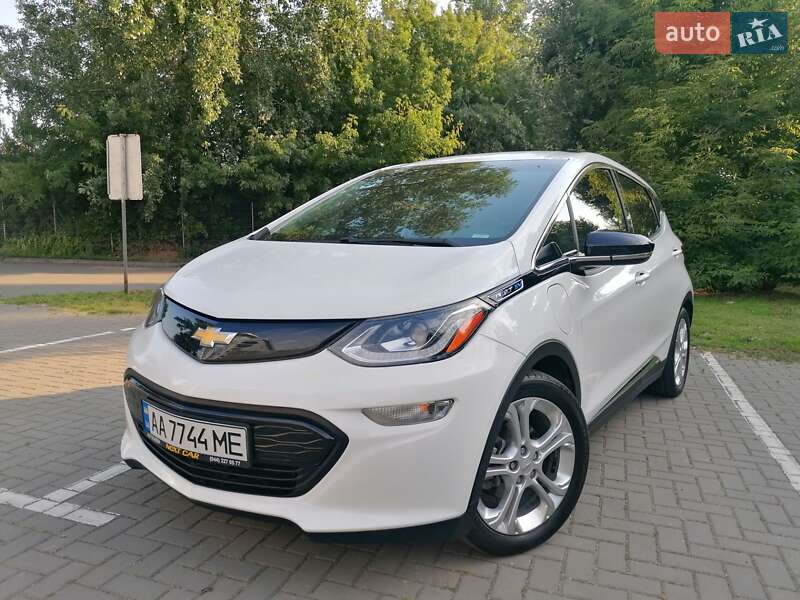Chevrolet Bolt ev (2020)