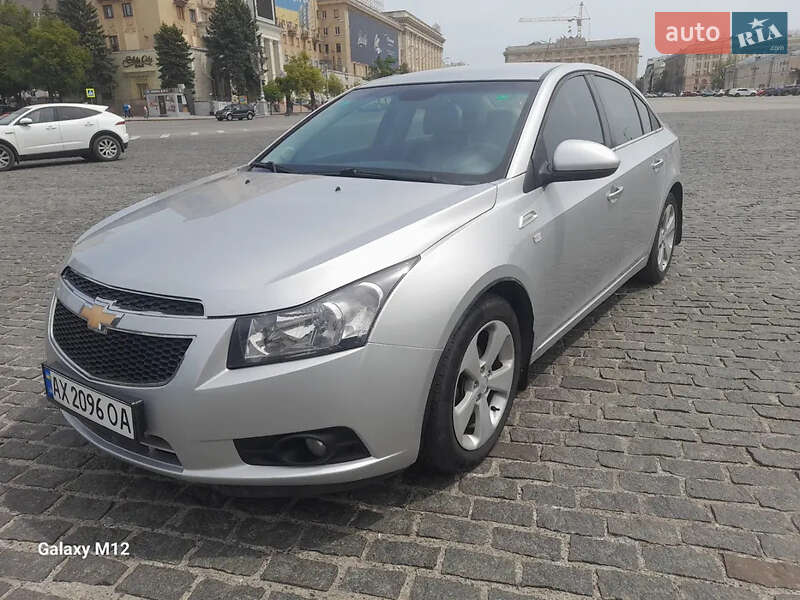 Chevrolet Cruze (2012)