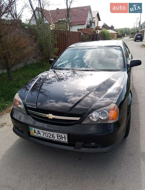 Chevrolet Evanda (2005)