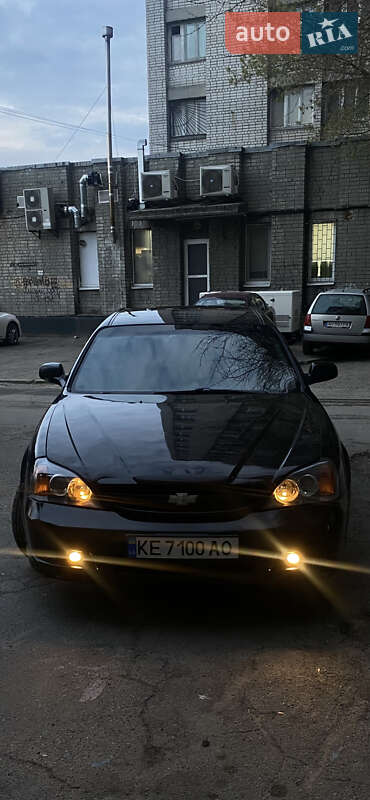 Chevrolet Evanda (2005)