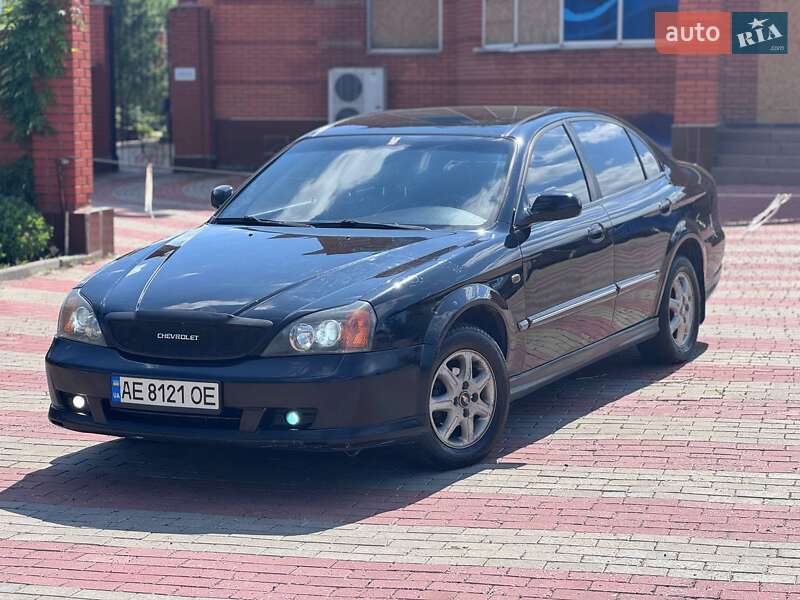 Chevrolet Evanda (2004)
