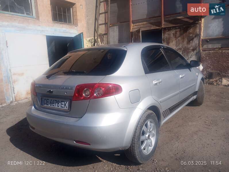 Chevrolet Lacetti (2004)