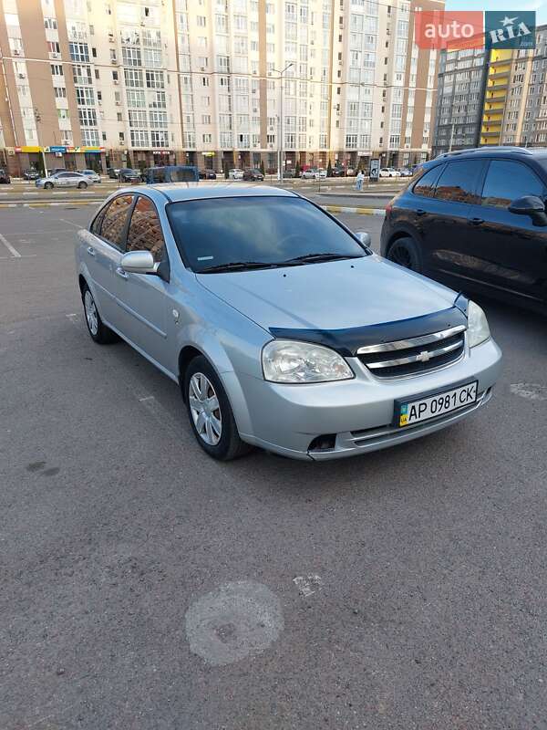 Chevrolet Lacetti (2008)