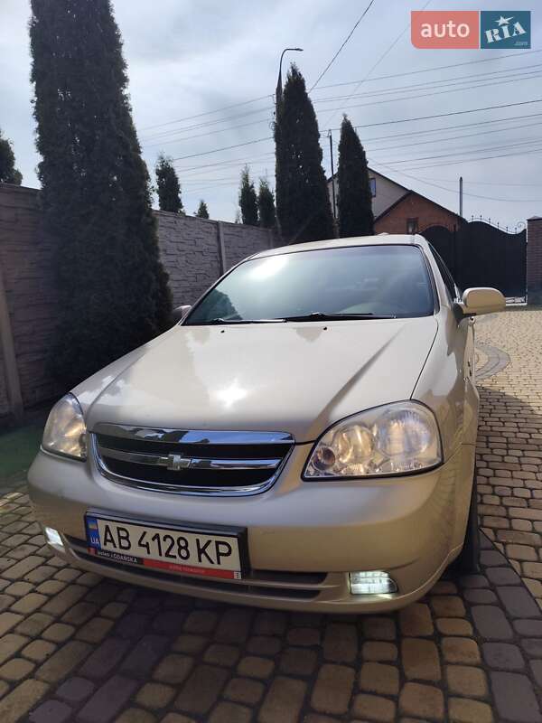 Chevrolet Lacetti (2012)