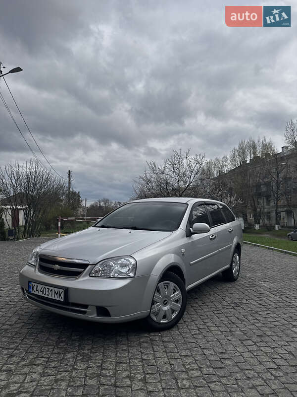 Chevrolet Lacetti (2008)