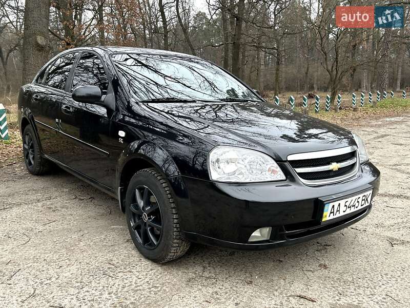 Chevrolet Lacetti (2010)
