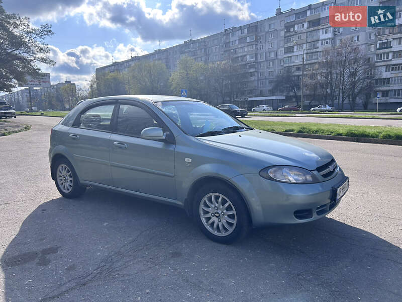 Chevrolet Lacetti (2008)