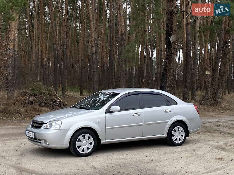 Chevrolet Lacetti (2006)