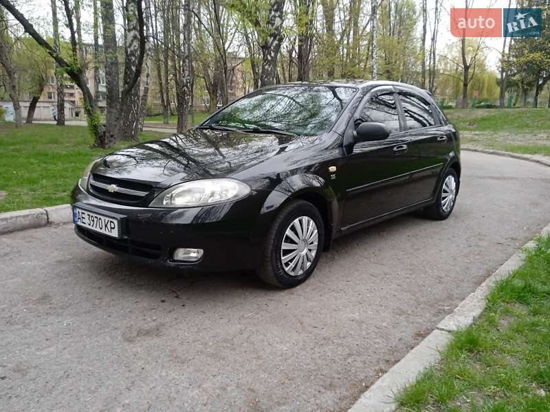 Chevrolet Lacetti (2005)