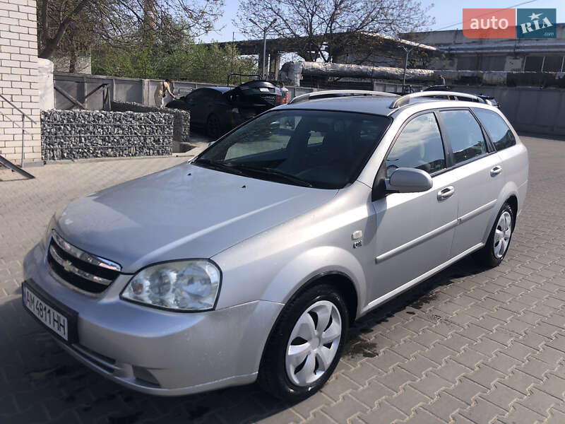 Chevrolet Lacetti (2006)