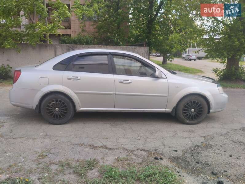 Chevrolet Lacetti (2008)