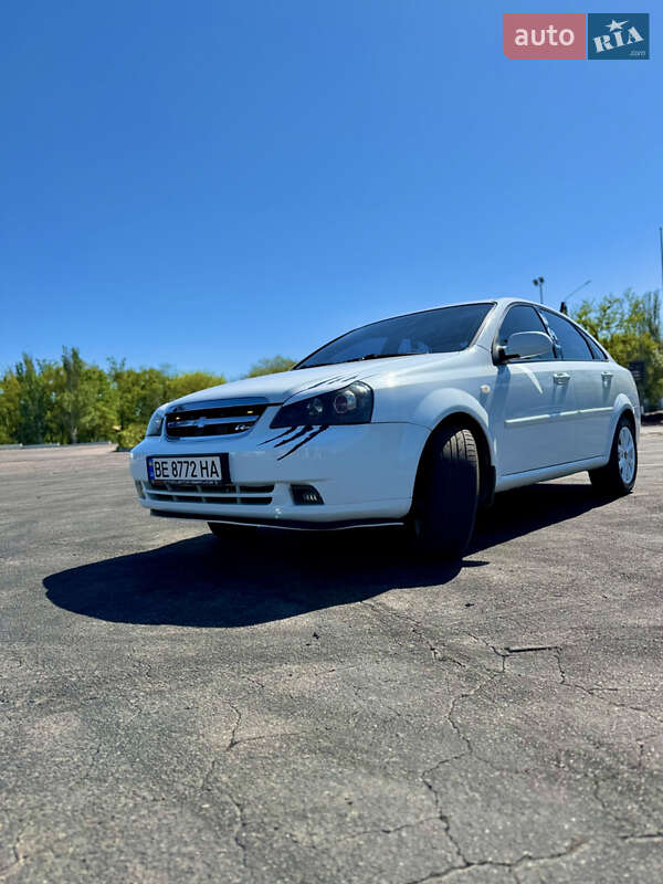 Chevrolet Lacetti (2008)