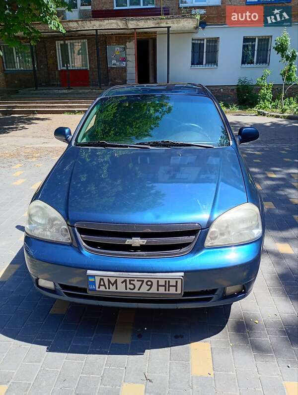 Chevrolet Lacetti (2008)