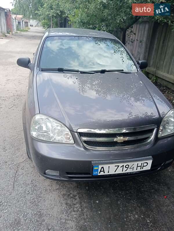 Chevrolet Lacetti (2012)