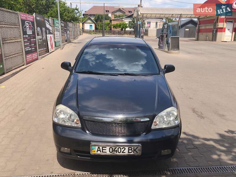 Chevrolet Lacetti (2005)